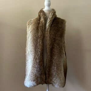 Honey Puch Women Faux Fur Vest Size: M/L